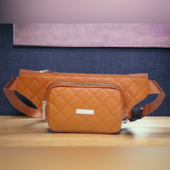 Argyle Tan Faux Leather Chest/Crossbody/Fanny Pack Bag NWT - Picture 1 of 4